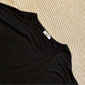 Carly Jean Los Angeles Cocoon Dress